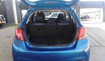 Toyota Yaris 2014 full