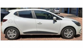 Renault Clio IV 900T Authentique 5 Door (66kW) 2019 full
