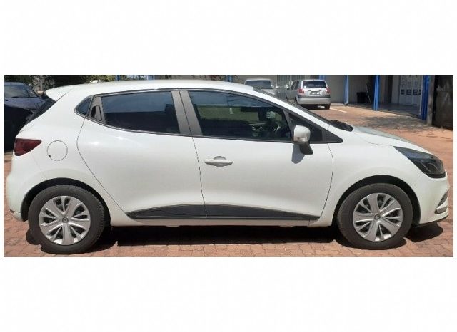 Renault Clio IV 900T Authentique 5 Door (66kW) 2019 full