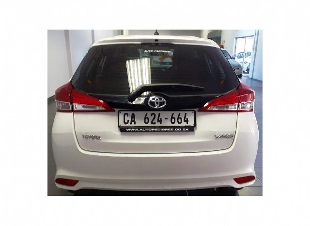 Toyota Yaris 1.5 XS 5 Door 2019 full