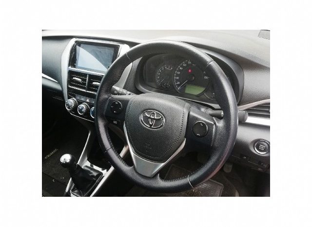 Toyota Yaris 1.5 XS 5 Door 2019 full