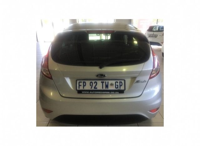 Ford Fiesta 1.4 Ambiente 5 Door 2017 full