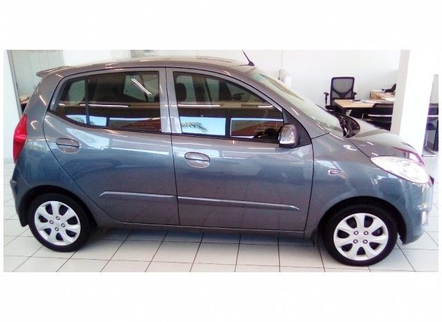 Hyundai i10 1.1 GLS/Motion 2018 full