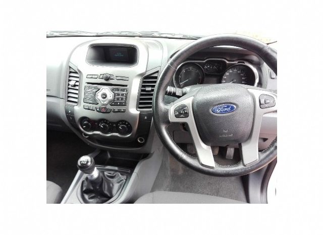 Ford Ranger 3.2TDCi XLS 4X4 Single Cab 2015 full