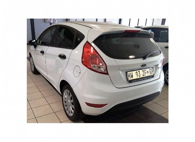 Ford Fiesta 1.4 Ambiente 5 Door 2017 full
