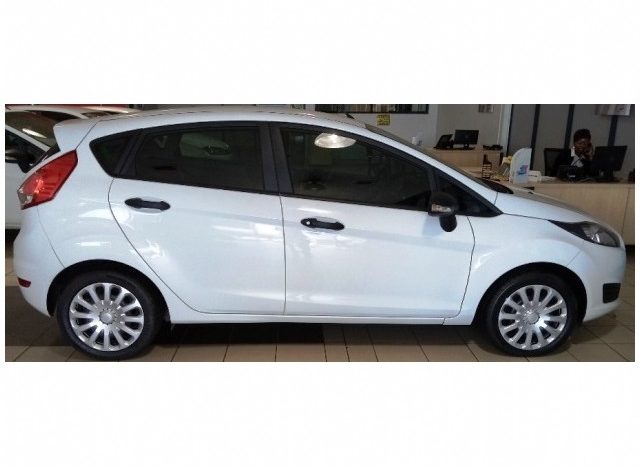 Ford Fiesta 1.4 Ambiente 5 Door 2017 full