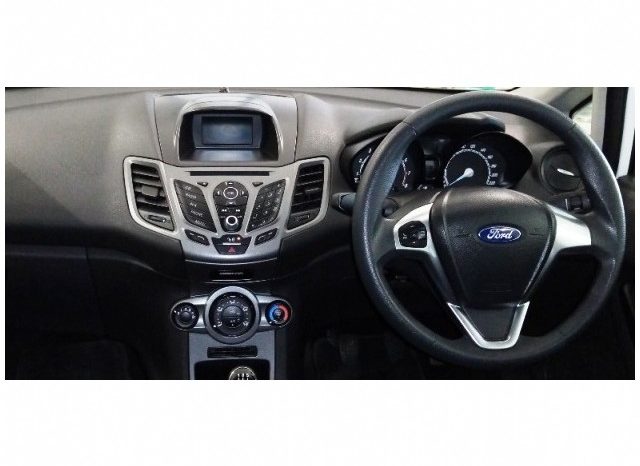 Ford Fiesta 1.4 Ambiente 5 Door 2017 full