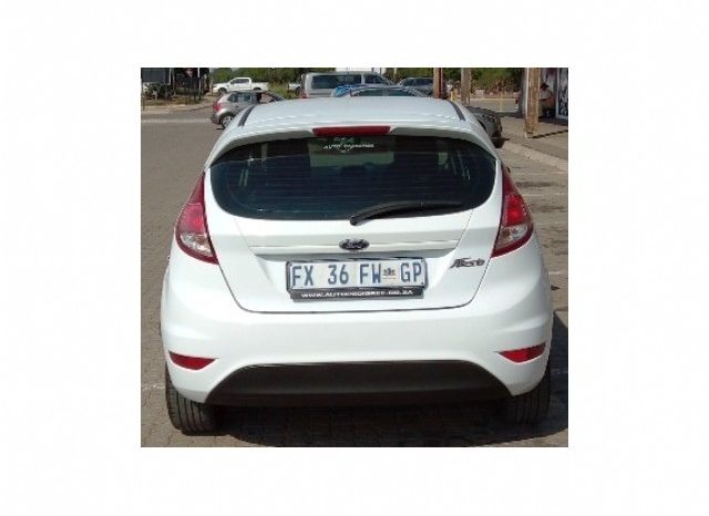 Ford Fiesta 1.4 Ambiente 5 Door 2017 full
