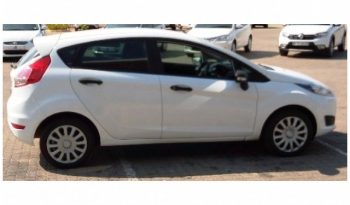 Ford Fiesta 1.4 Ambiente 5 Door 2017 full