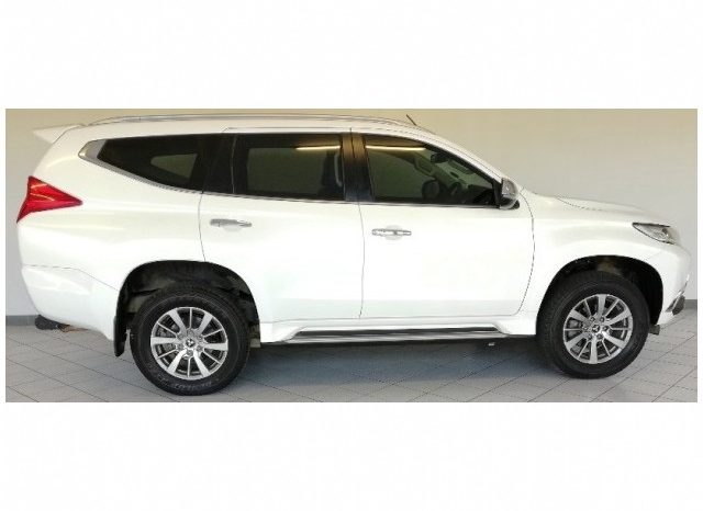 Mitsubishi Pajero Sport 2.4D Auto 2018 full