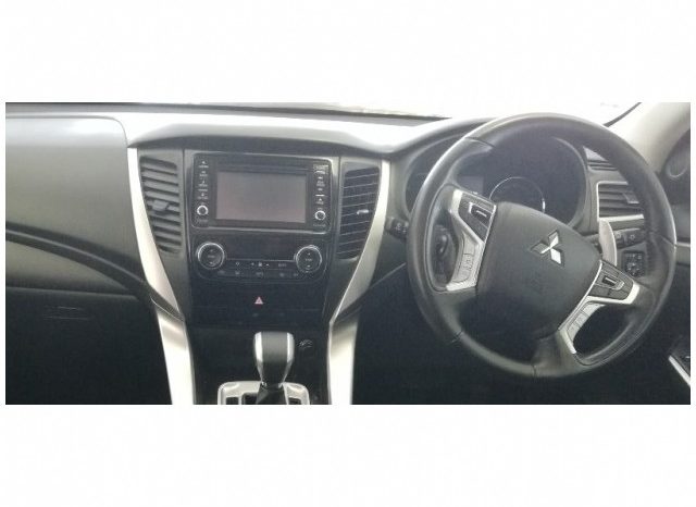 Mitsubishi Pajero Sport 2.4D Auto 2018 full
