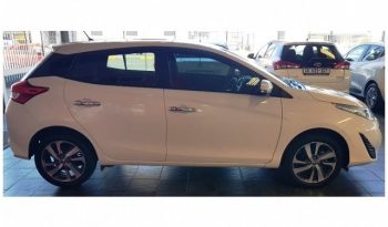 Toyota Yaris 1.5 XS 5 Door 2019 full
