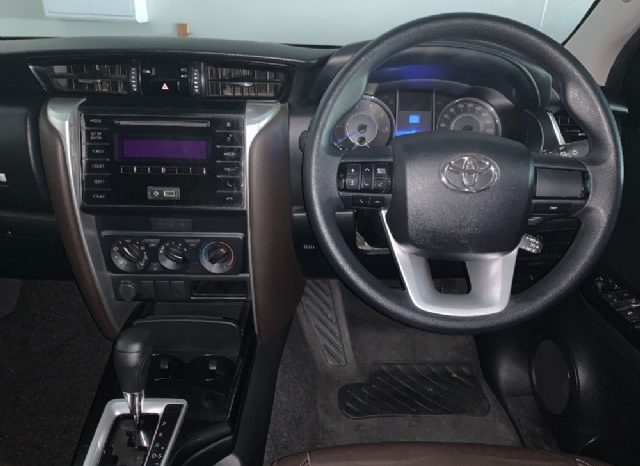 Toyota Fortuner 2.4 GD-6 Raised Body Auto 2018 full