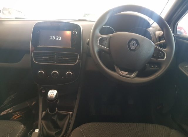 Renault Clio IV 900T Authentique 5 Door (66kW) 2019 full