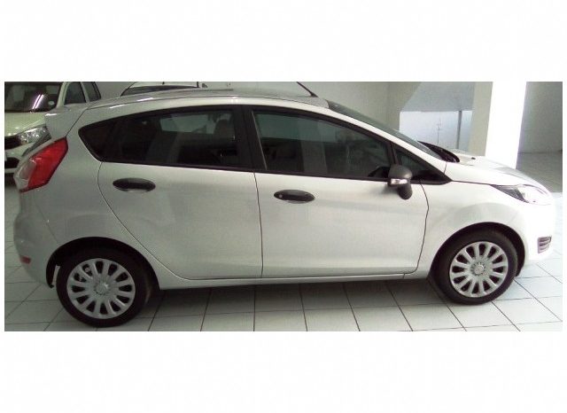 Ford Fiesta 1.4 Ambiente 5 Door 2017 full