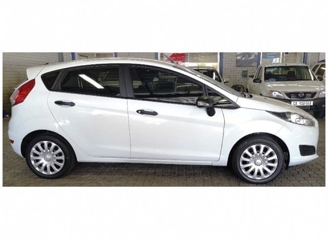 Ford Fiesta 1.4 Ambiente 5 Door 2017 full