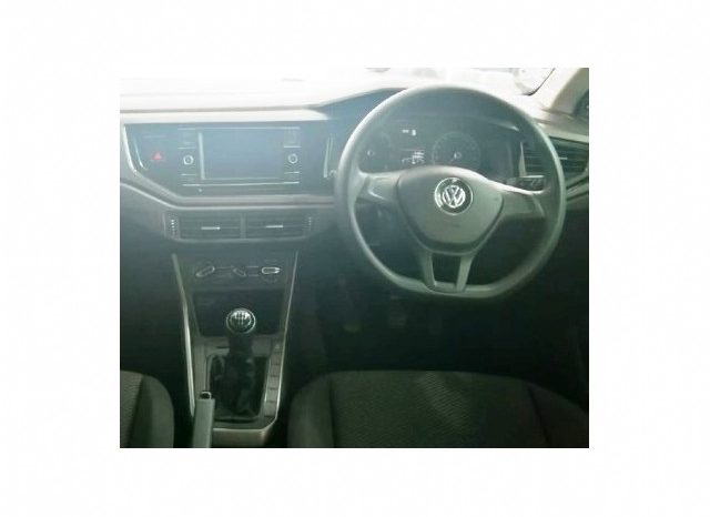 Volkswagen Polo 1.0 TSI Trendline 2018 full