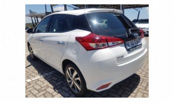 Toyota Yaris 1.5 XS 5 Door 2019 full