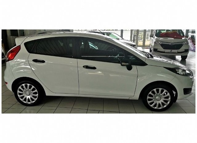 Ford Fiesta 1.4 Ambiente 5 Door 2017 full