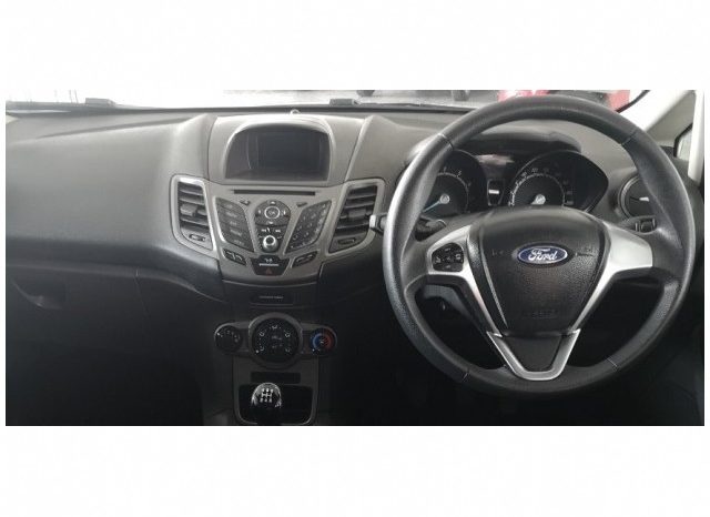 Ford Fiesta 1.4 Ambiente 5 Door 2017 full