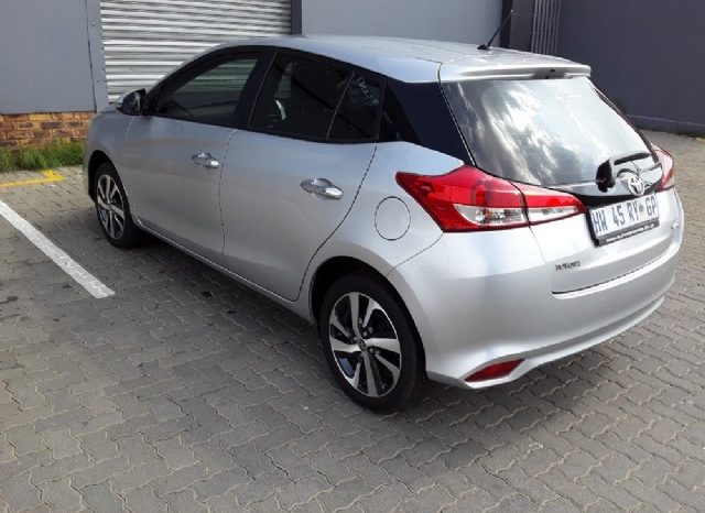 Toyota Yaris 1.5 XS 5 Door 2019 full