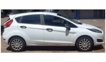 Ford Fiesta 1.4 Ambiente 5 Door 2017 full