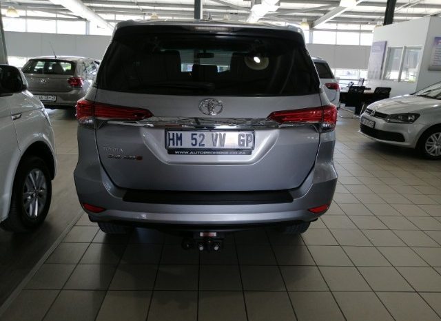 Toyota Fortuner 2.4 GD-6 Raised Body Auto 2018 full