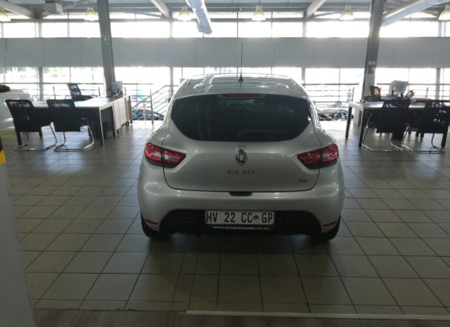Renault Clio IV 900T Authentique 5 Door (66kW) 2019 full