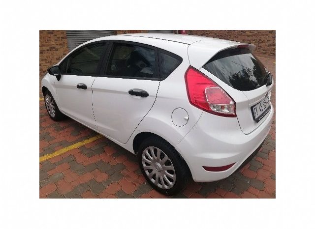 Ford Fiesta 1.4 Ambiente 5 Door 2017 full