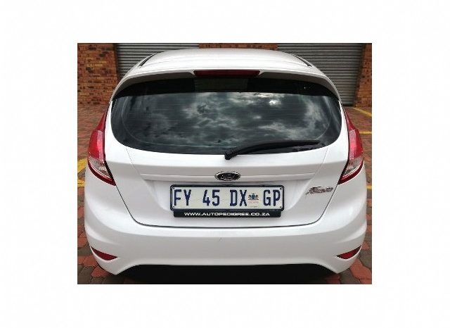 Ford Fiesta 1.4 Ambiente 5 Door 2017 full