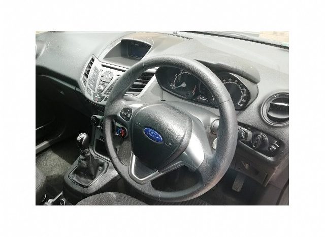 Ford Fiesta 1.4 Ambiente 5 Door 2017 full