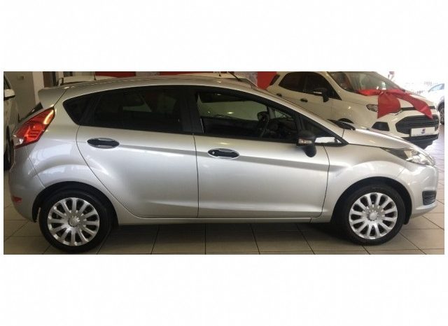 Ford Fiesta 1.4 Ambiente 5 Door 2017 full