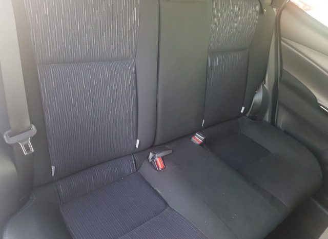 Toyota Yaris 1.5 XS 5 Door 2019 full