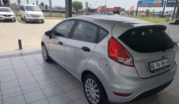 Ford Fiesta 1.4 Ambiente 5 Door 2017 full