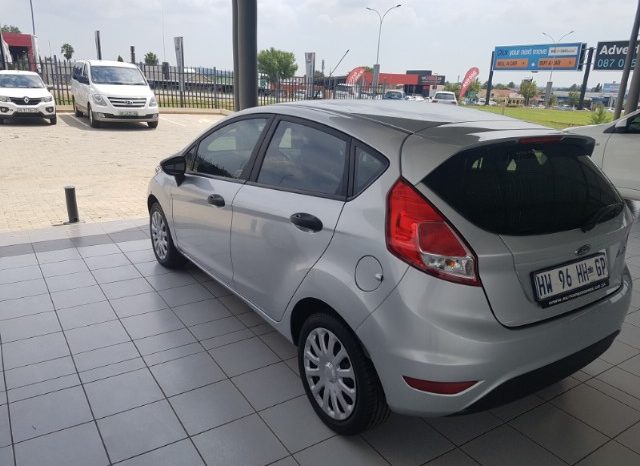 Ford Fiesta 1.4 Ambiente 5 Door 2017 full
