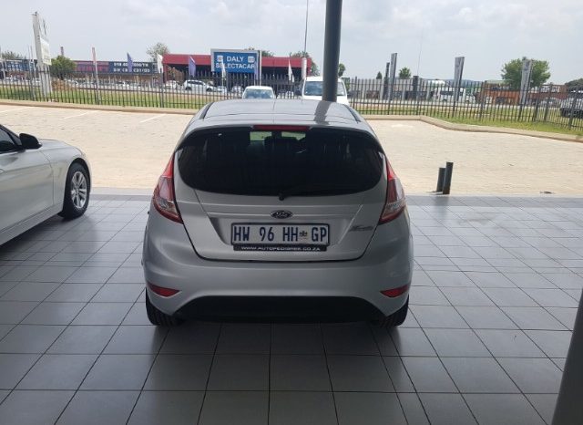 Ford Fiesta 1.4 Ambiente 5 Door 2017 full