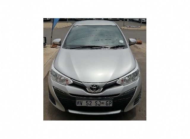 Toyota Yaris 1.5 XS 5 Door 2019 full