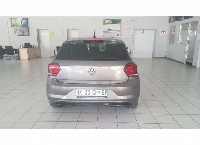 Volkswagen Polo 1.0 TSI Trendline 2018 full