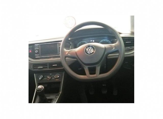 Volkswagen Polo 1.0 TSI Trendline 2018 full