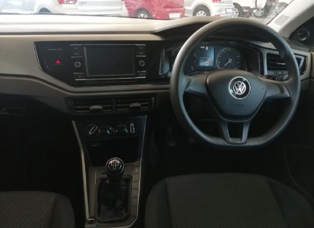 Volkswagen Polo 1.0 TSI Trendline 2018 full