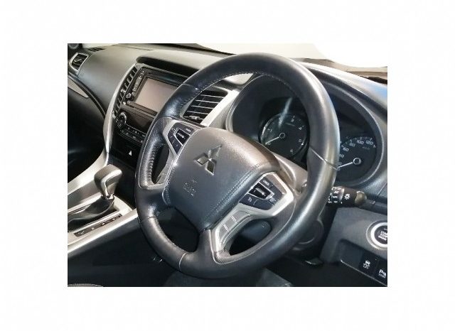 Mitsubishi Pajero Sport 2.4D Auto 2018 full