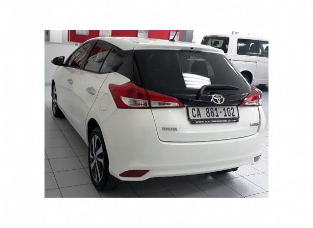 Toyota Yaris 1.5 XS 5 Door 2019 full