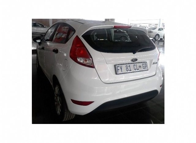 Ford Fiesta 1.4 Ambiente 5 Door 2017 full