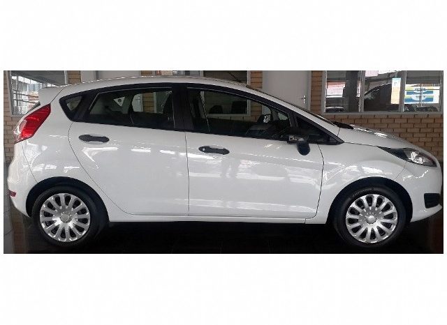 Ford Fiesta 1.4 Ambiente 5 Door 2017 full