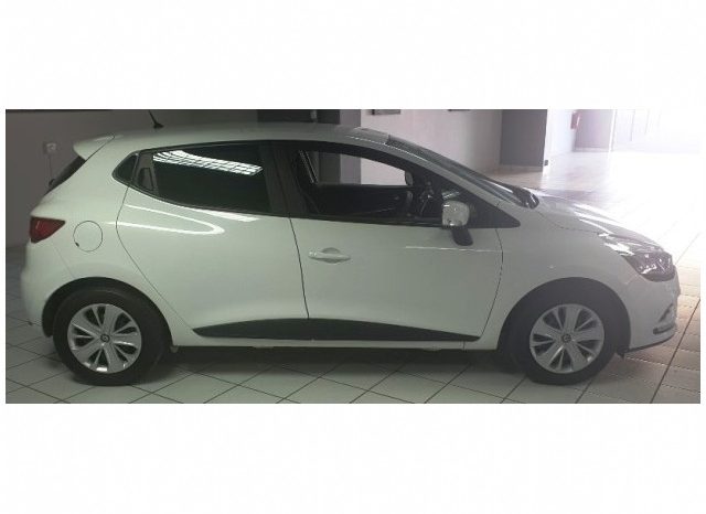 Renault Clio IV 900T Authentique 5 Door (66kW) 2019 full