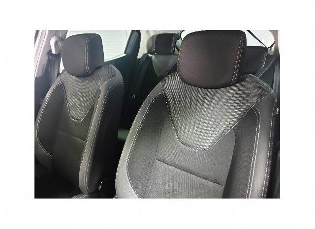 Renault Clio IV 900T Authentique 5 Door (66kW) 2019 full
