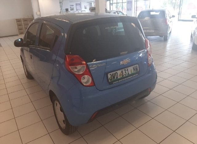 Chevrolet Spark 1.2 Campus 5 Door 2017 full