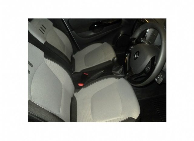 Renault Captur 900T Dynamique 5 Door (66KW) 2017 full