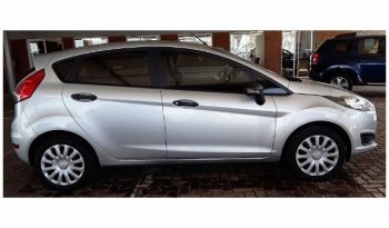 Ford Fiesta 1.4 Ambiente 5 Door 2017 full