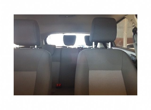 Ford Fiesta 1.4 Ambiente 5 Door 2017 full